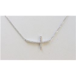 14K WHITE GOLD CROSS PENDANT WITH CHAIN :2.48G/Diamond:0.14Ct