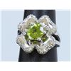 Image 3 : 14K WHITE GOLD PERIDOT RING : 11.72G / Diamond: 0.83Ct / Peridot: 1.8Ct