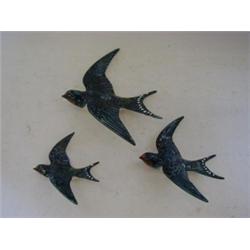 A SET OF THREE BESWICK SWALLOWS, blue, 757/1 large, 757/2 medium and 757/3 small, length of large...