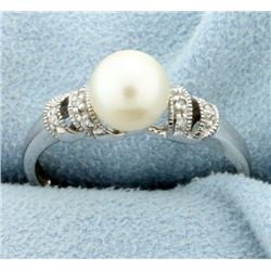 Pearl & Diamond Ring