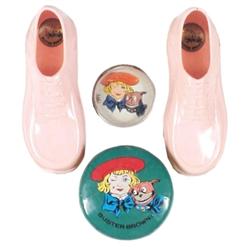 Buster Brown pink plastic shoes, BB yo-yo & BB 1 1/4" palm puzzle.