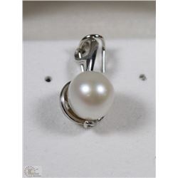 #44-14KT WHITE GOLD PEARL AND DIAMOND