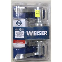 NEW WEISER KEYED ENTRY LOCK HANDLE SET