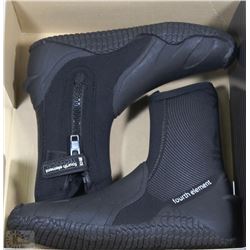 FOURTH ELEMENT SIZES 9 DIVING BOOTS