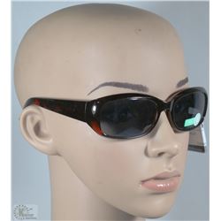 LADIES FOSTER GRANT SUNGLASSES