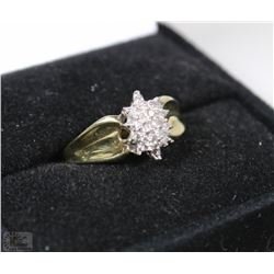 10 KT GOLD MINI DIAMOND CLUSTER RING