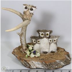 HAND MADE DISPLAY PIECE  W/ 4 OWLS