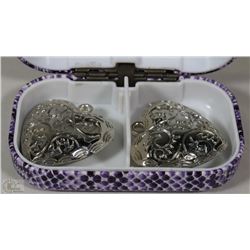 LOT OF 2 HEART SHAPE PENDANTS
