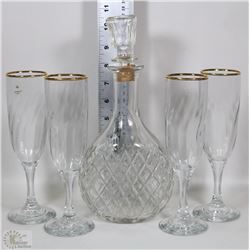 DECANTER WITH STOPPER AND 4 GLASSES