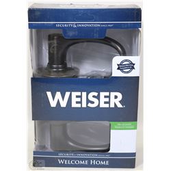 NEW WEISER HALL AND CLOSET HANDLE SET