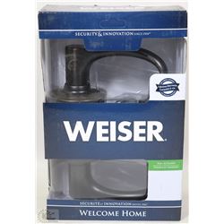 NEW WEISER HALL AND CLOSET HANDLE SET
