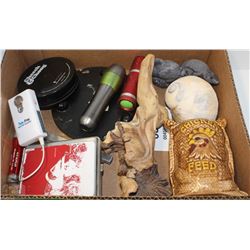 BOX W/CHEECH & CHONG SCALE, CIGARETTE