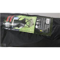 NEW VENTURA DELUXE FOLDING ARM CHAIR