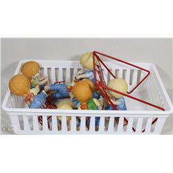 VINTAGE 1981 UNIQUE ENESCO 7 PIECE CERAMIC "KIDS