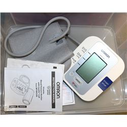 TOTE WITH OMRON BLOOD PRESSURE MONITOR