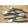 Image 1 : 4 KLEIN TOOLS PLIERS IN VARIOUS SIZES
