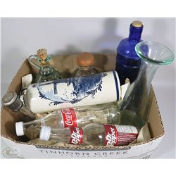 BOX OF VINTAGE COLLECTIBLE BOTTLES
