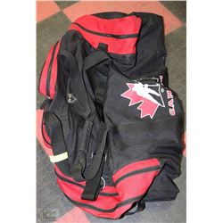 LARGE CANADA RED & BLACK HOCKEY BAG