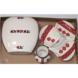 FLAT OF UKRAINIAN VASES AND CANDY DISH