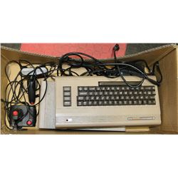 COMMODORE 64 COMPUTER WITH SINGLE FLOPPY DISC