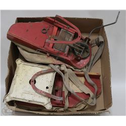 2 HAND CRANK SEEDERS/SPREADERS