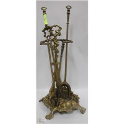 SOLID BRASS VINTAGE FIREPLACE UTENSIL SET