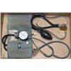 Image 1 : FLAT OF 2 STETHOSCOPES AND BLOOD PRESSURE CUFF