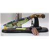 Image 1 : WILDLIFE PAINTED KNIFE WITH STAND