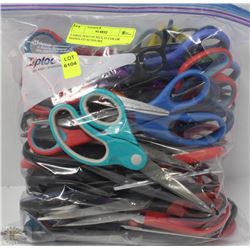 LARGE BAG OF MULTICOLORED SCISSORS