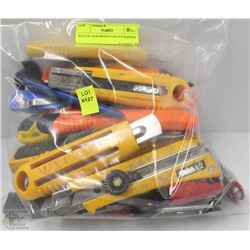 BAG OF ASSORTED UTILITY KNIVES