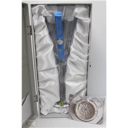 NEW IN BOX 2013 WATERFORD CRYSTAL SNOWFLAKE FLUTE
