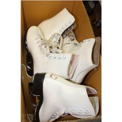 PAIR OF LANG CANADA CLASSIC SIZE 13 CHILDS SKATES&