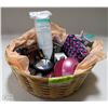 Image 1 : BASKET OF NEW MAKEUP PRODUCTS & NAIL