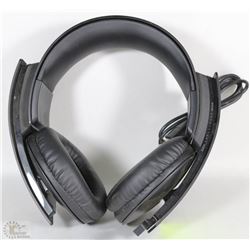 SONY PLAY STATION 3 HEADPHONES WITH CHARGER