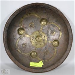 SHIELD WITH LEATHER HANDLES AND BRASS TRIMMINGS