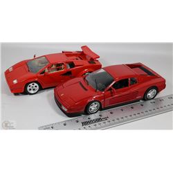 FLAT OF 2 DIE-CAST 1-18 SCALE CARS,FERRARI
