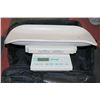 Image 1 : MEDELA  BABY SCALE