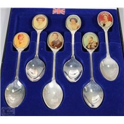 EXQUISITE 6 SPOON BRITISH ROYALTY SET W CASE