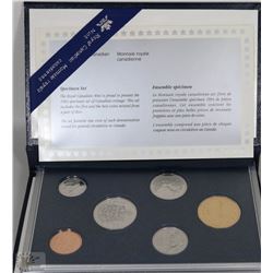 RCM 1994 SPECIMEN SET INCL LOONIE AND 50 CENT PC