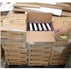 Image 1 : PALLET WITH 63 CASES OF 10 BALLASTS EACH