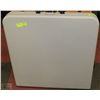 Image 1 : SMALL FOLDING PLASTIC TABLE