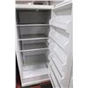 Image 2 : FRIGIDAIRE COMMERCIAL UPRIGHT  FREEZER