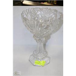 LOT OF 2 DECORATIVE FRUIT BOWLS & CERAMIC VASE