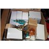 Image 1 : ESTATE LARGE BOX OF PARTYLITE ITEMS