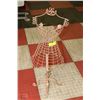 Image 1 : METAL DECORATIVE FEMALE BUST DECOR DISPLAY