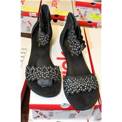 NEW REIKER BLACK COMBINATION SANDLES SIZE 8