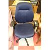Image 1 : BLUE HYDRAULIC LIFT OFFICE CHAIR