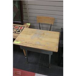SCHOOL DESK