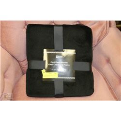 NEW QUEEN SIZE CORAL FLEECE BLANKET BLACK