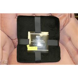 NEW QUEEN SIZE CORAL FLEECE BLANKET BLACK